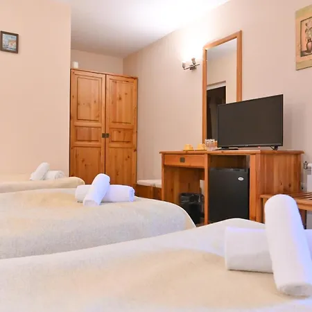 Nomads Hostel